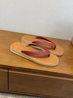MIU MIU Sandals Brown-Red EU35-40 B00202609112027