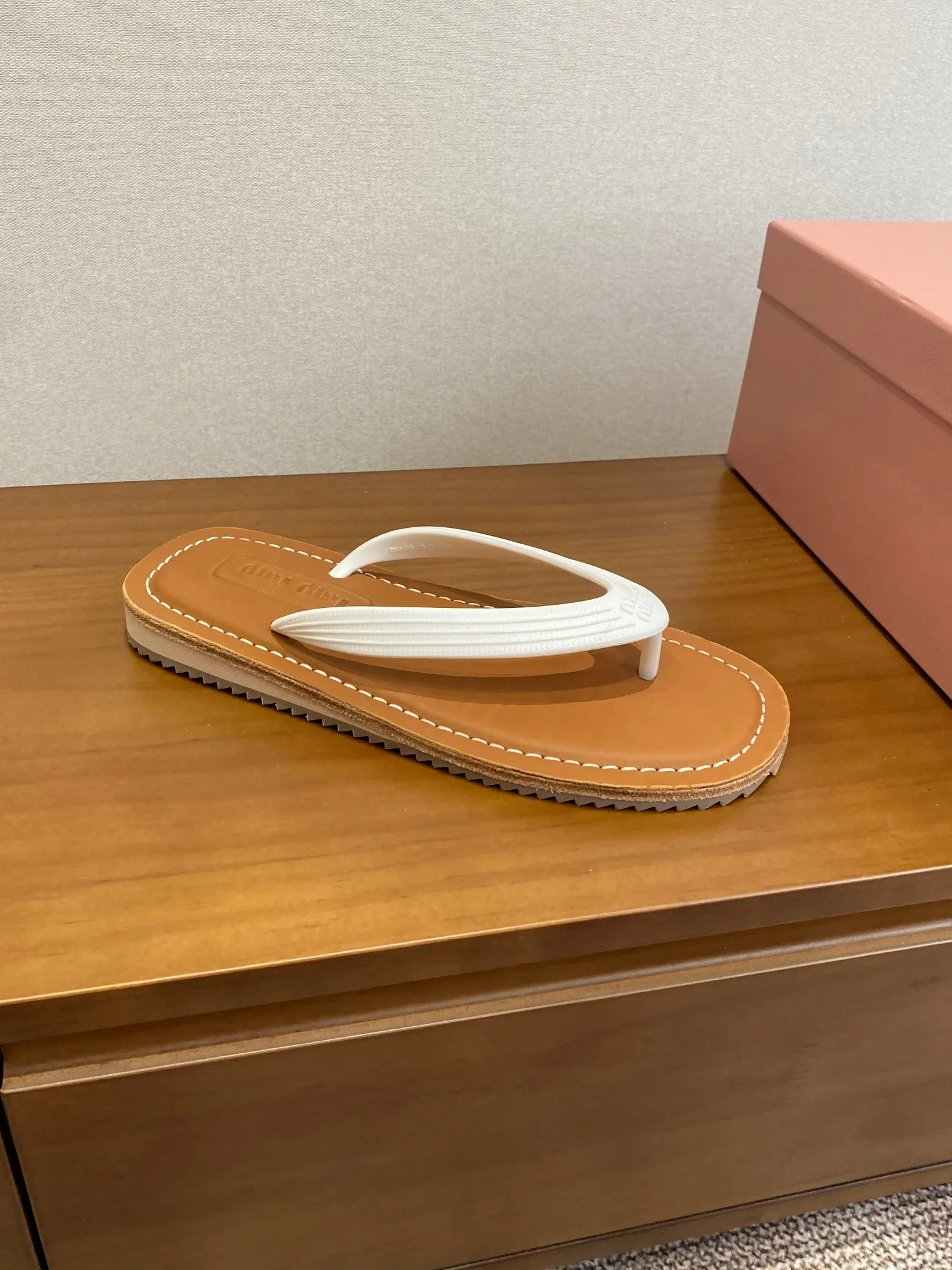 MIU MIU Sandals Leather Brown-White EU35-40 B00202609112028 - Image 7