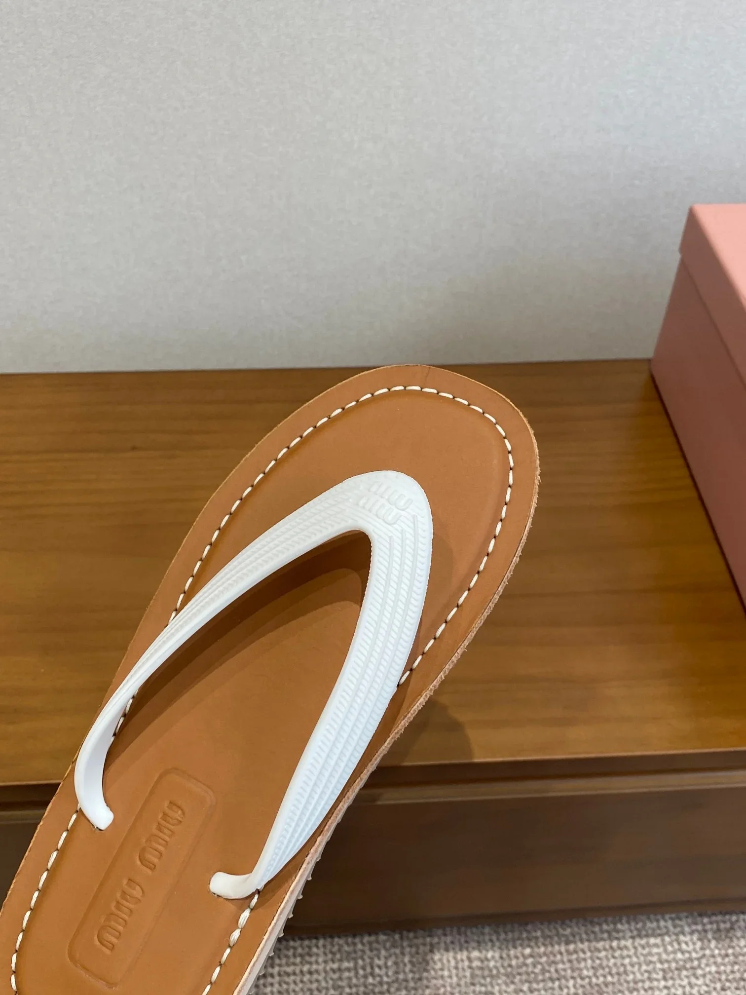 MIU MIU Sandals Leather Brown-White EU35-40 B00202609112028 - Image 9