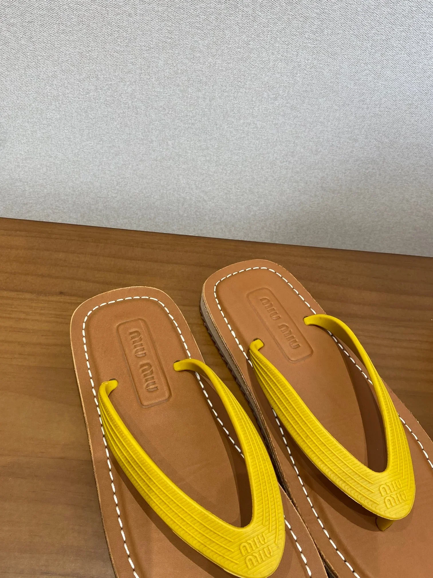 MIU MIU Sandals Leather Yellow-Brown EU35-40 B00202609112029 - Image 5