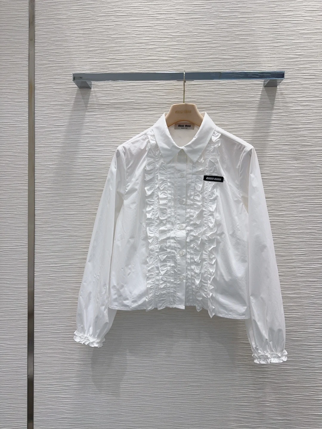 MIU MIU Shirts White-Black S-M-L B45202609062909