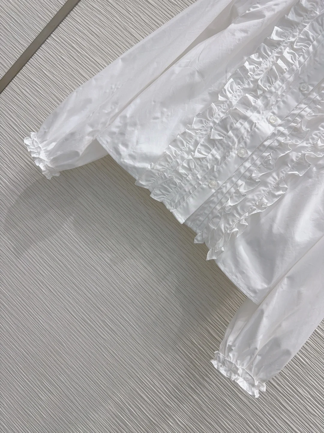 MIU MIU Shirts White-Black S-M-L B45202609062909 - Image 5