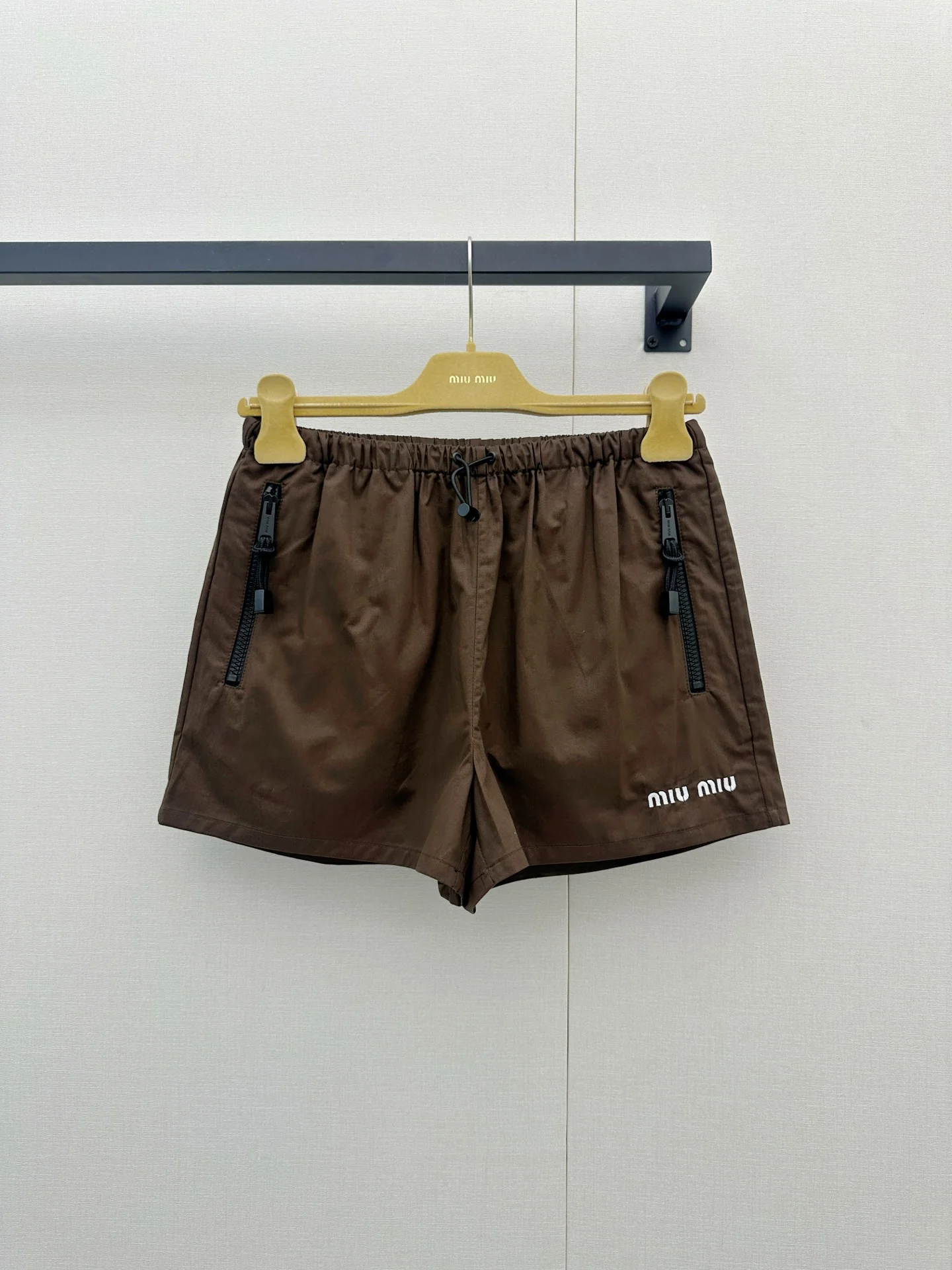 MIU MIU Shorts Brown-Black S-L B55202609063250