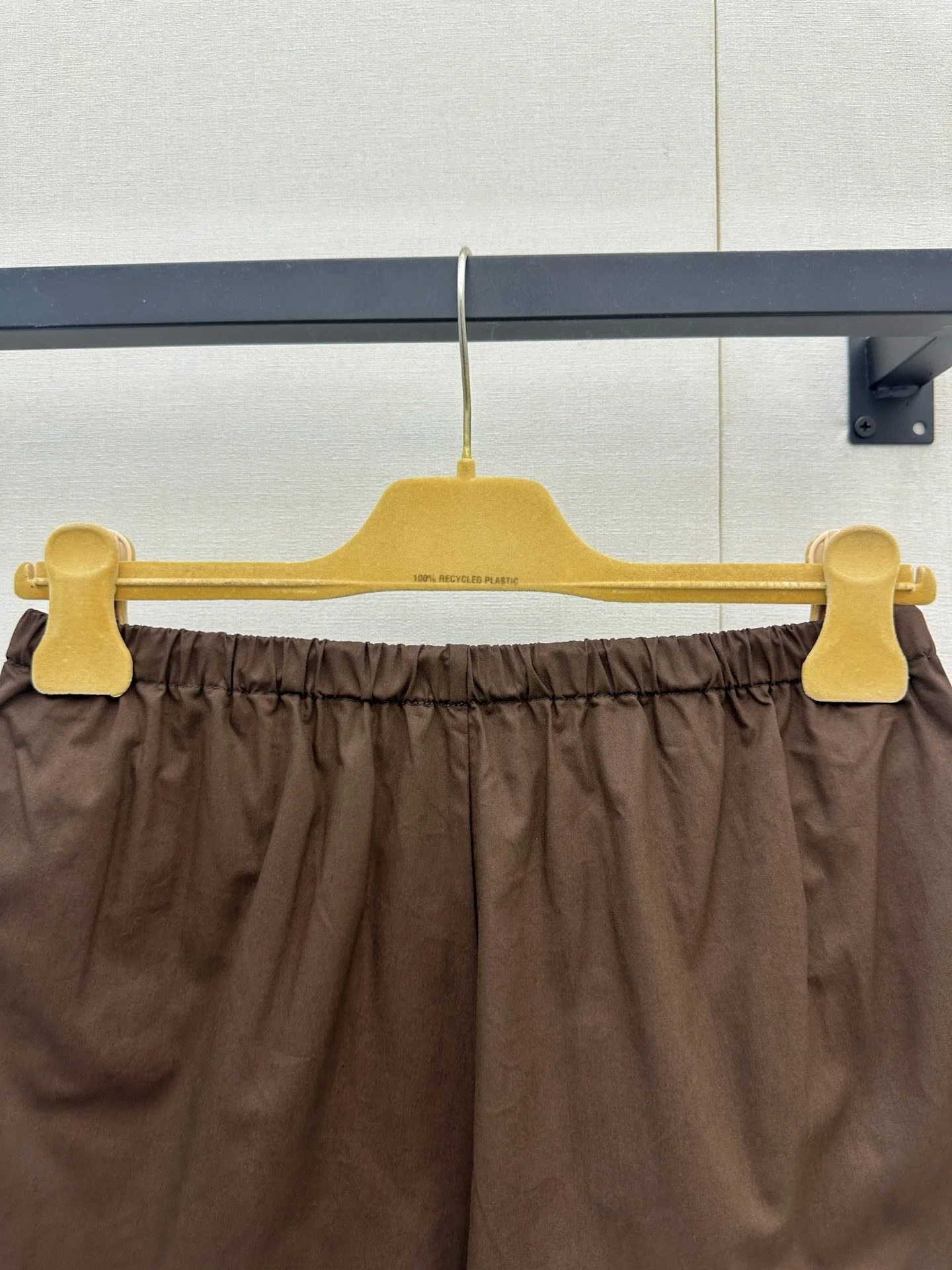 MIU MIU Shorts Brown-Black S-L B55202609063250 - Image 8