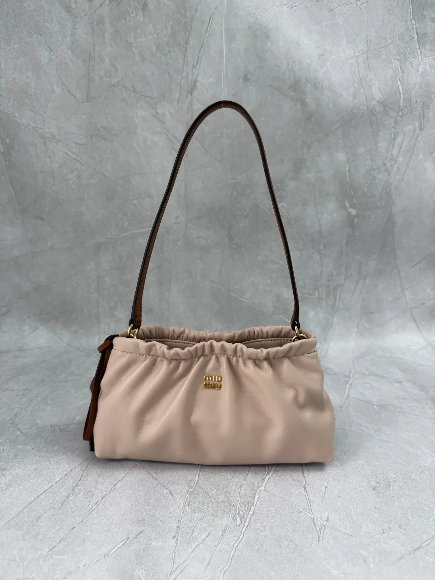 MIU MIU Shoulder Bags Leather Beige-Brown 24X13X9CM E30202609090392