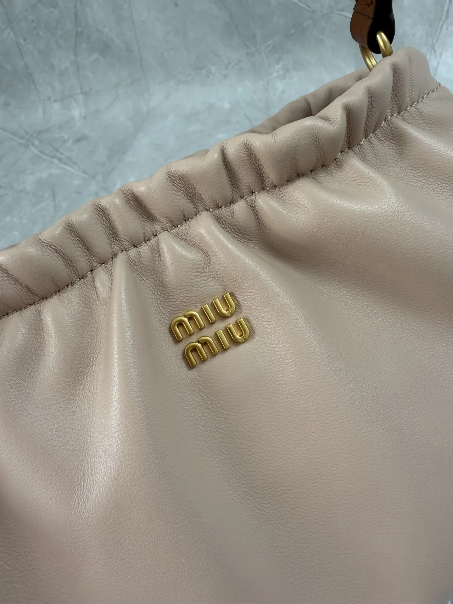 MIU MIU Shoulder Bags Leather Beige-Brown 24X13X9CM E30202609090392 - Image 5