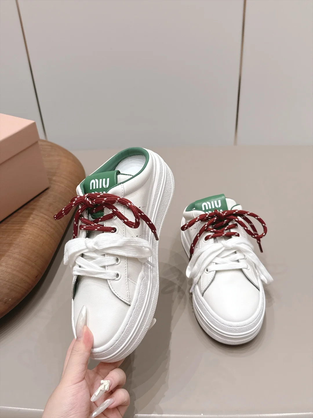 MIU MIU Sneakers Calf Leather White-Green-Red EU35-39 B80202609111510 - Image 4