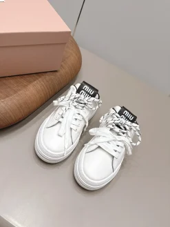 MIU MIU Sneakers Calfskin Leather White-Black EU35-39 B80202609111512