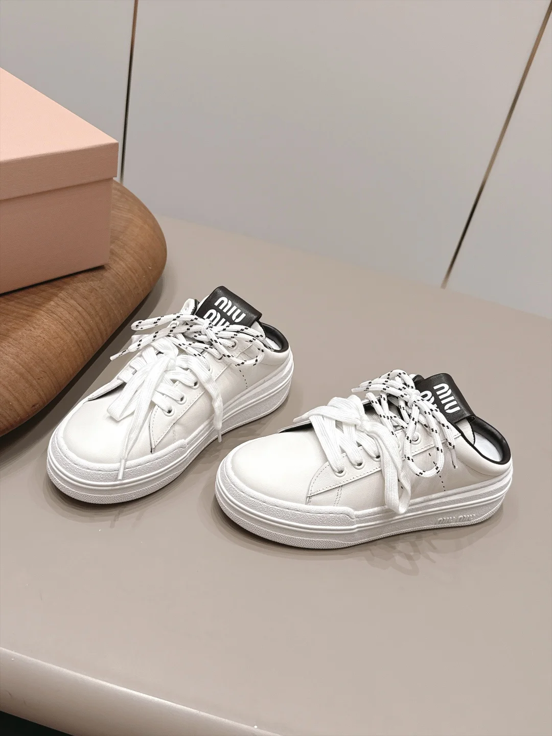 MIU MIU Sneakers Calfskin Leather White-Black EU35-39 B80202609111512 - Image 3