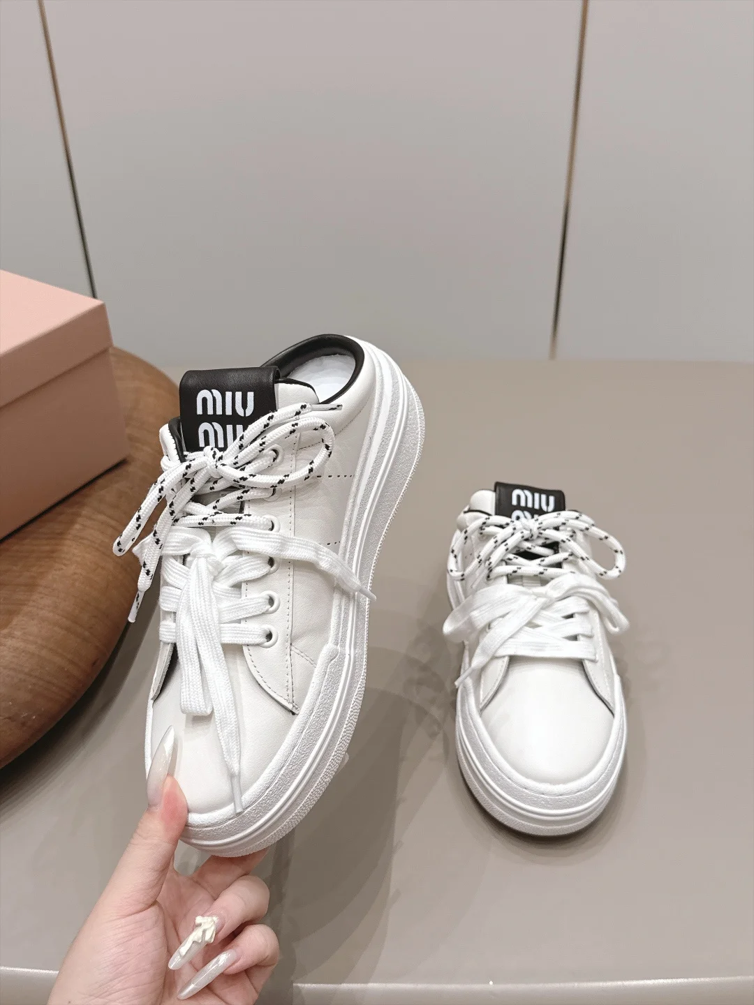MIU MIU Sneakers Calfskin Leather White-Black EU35-39 B80202609111512 - Image 4