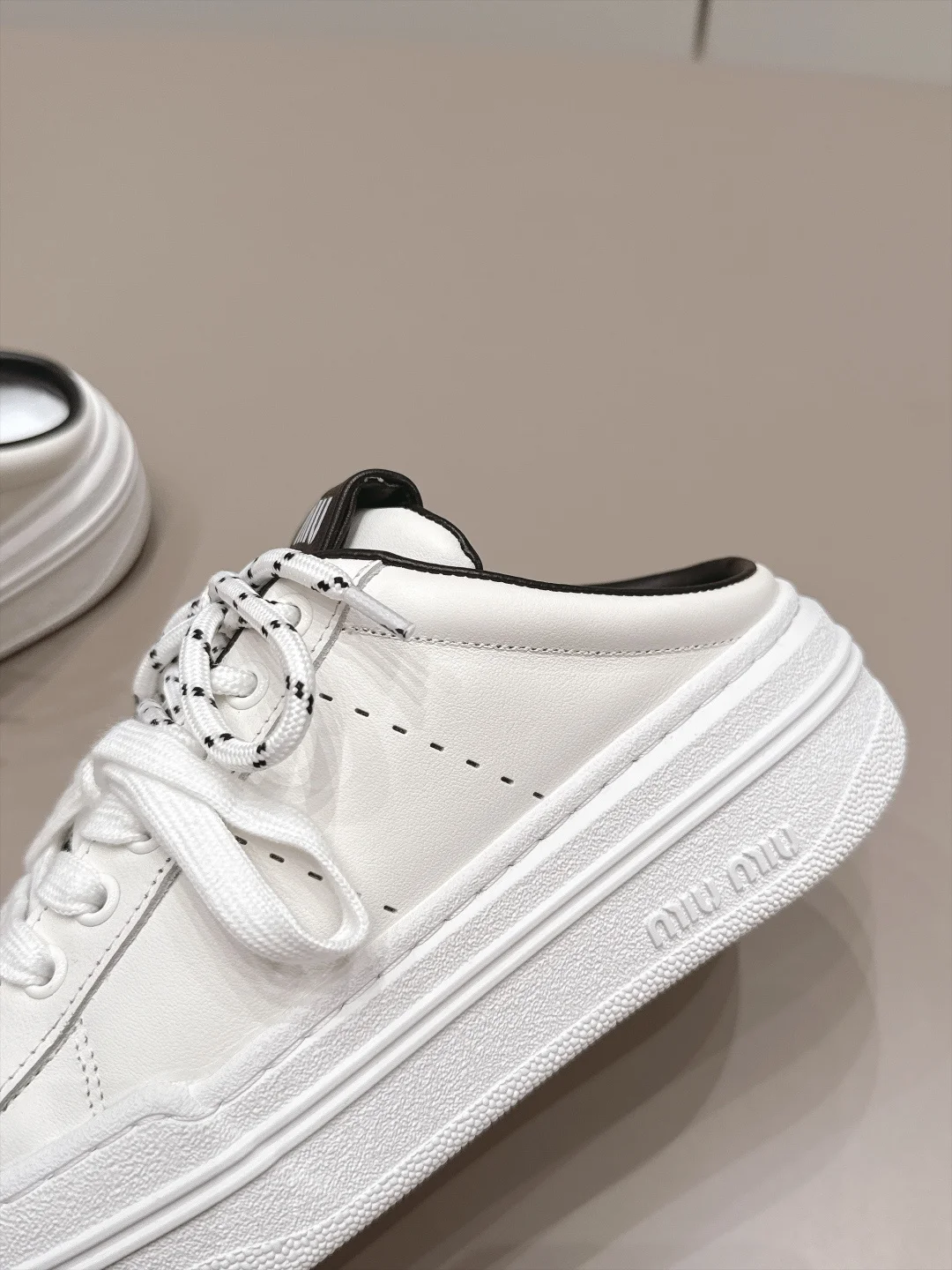 MIU MIU Sneakers Calfskin Leather White-Black EU35-39 B80202609111512 - Image 7