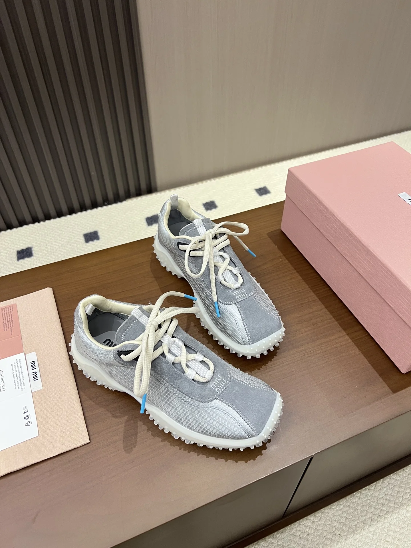 MIU MIU Sneakers Corduroy Suede Grey-White EU35-40 B40202609110541 - Image 9