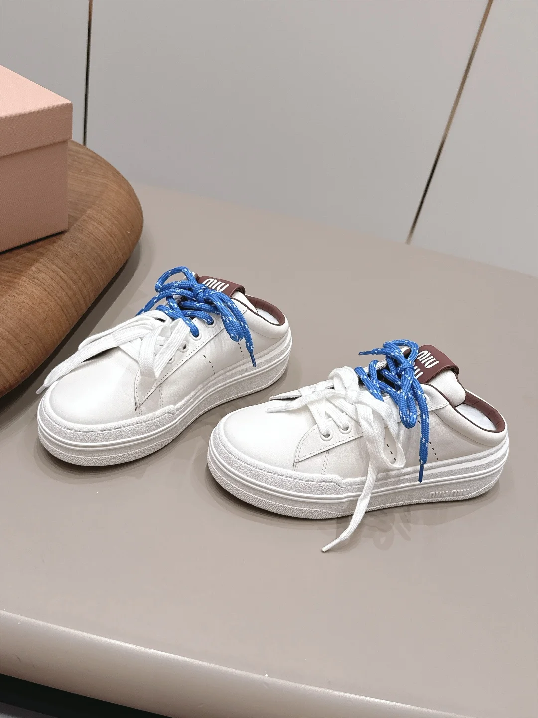 MIU MIU Sneakers Leather White-Blue EU35-39 B80202609111580 - Image 3