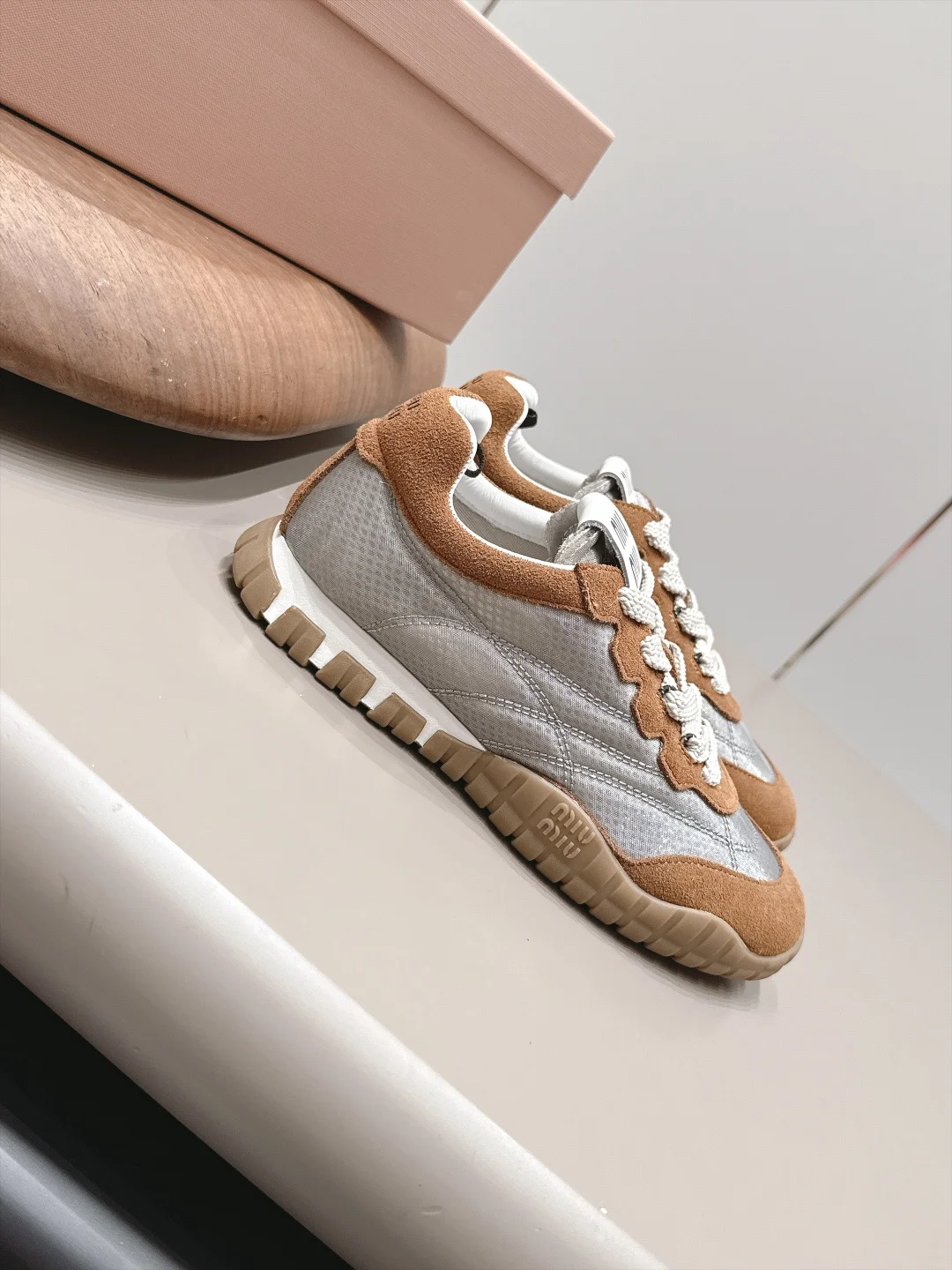 MIU MIU Sneakers Suede Mesh Brown-White EU35-39 B80202609111529 - Image 2
