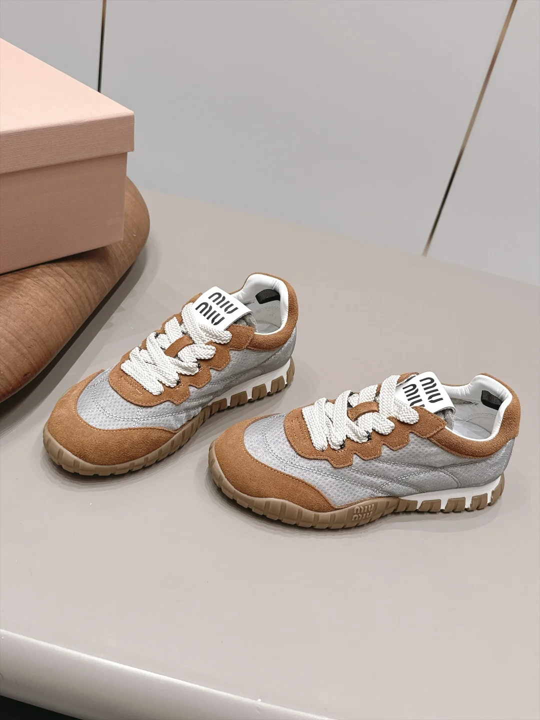 MIU MIU Sneakers Suede Mesh Brown-White EU35-39 B80202609111529 - Image 3