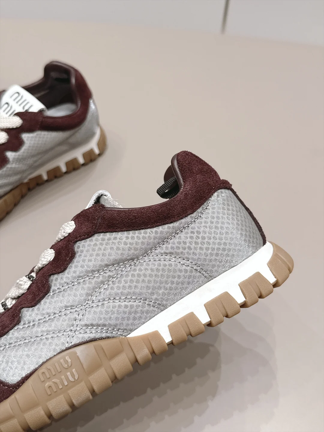 MIU MIU Sneakers Suede Mesh Brown-White EU35-39 B80202609111530 - Image 6