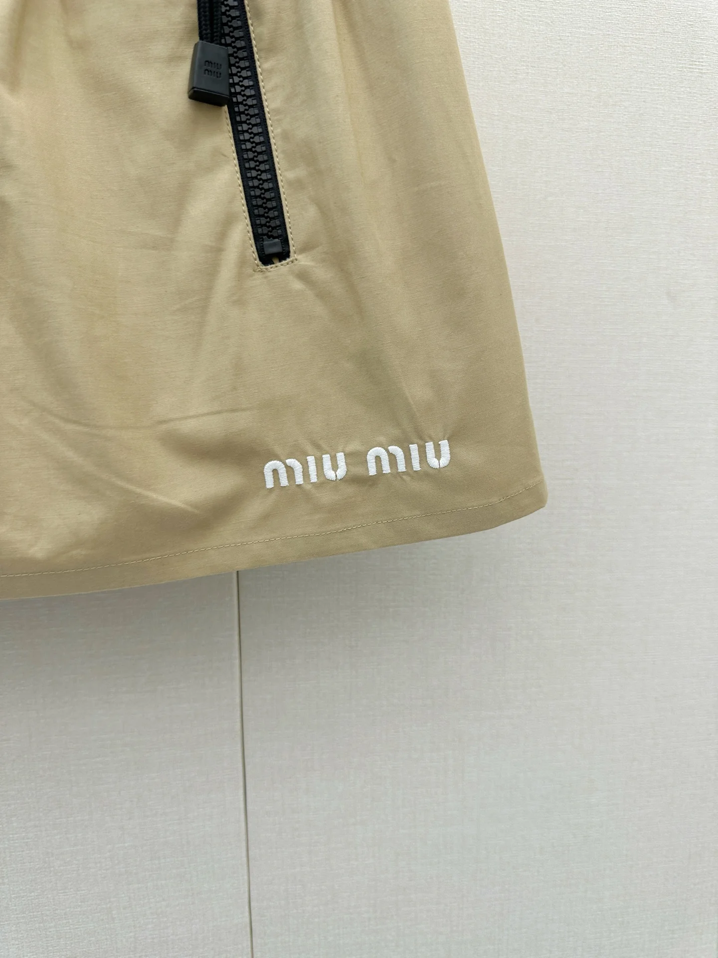 MIU MIU Suits Beige-Black S-L B55202609063241 - Image 4