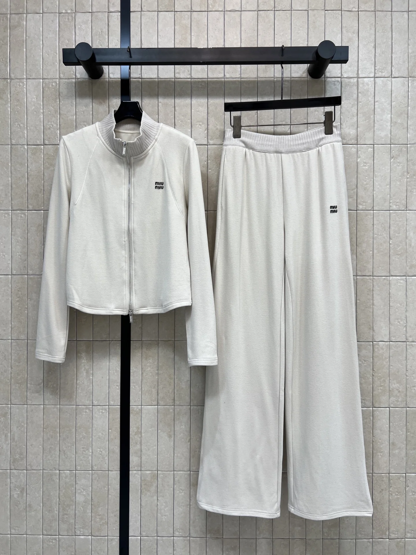 MIU MIU Suits Beige-Black S-M-L A90202609062498