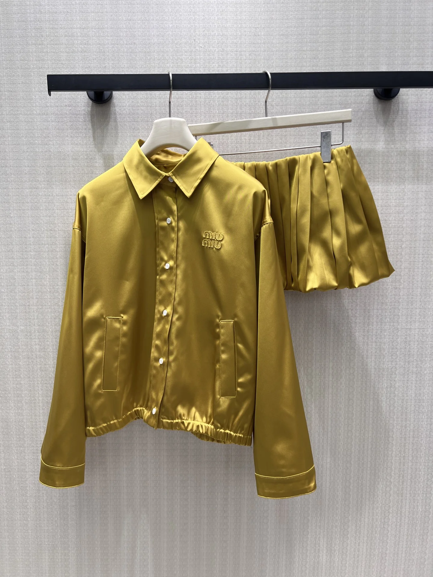 MIU MIU Suits Gold S-L B25202609061799 - Image 8