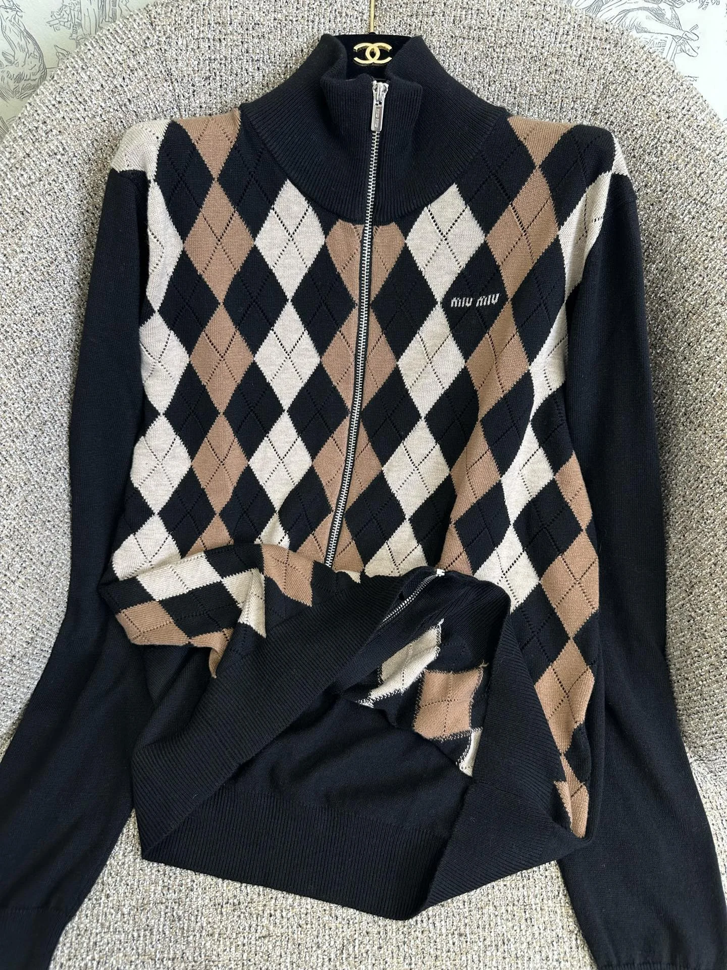 MIU MIU Sweaters Black-Tan S-L B55202609062771
