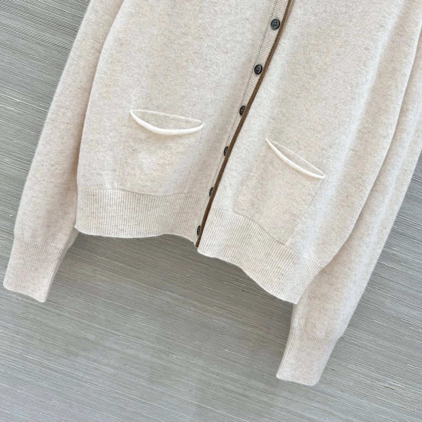 MIU MIU Sweaters Cashmere Wool Beige-Brown M B55202609062032 - Image 4