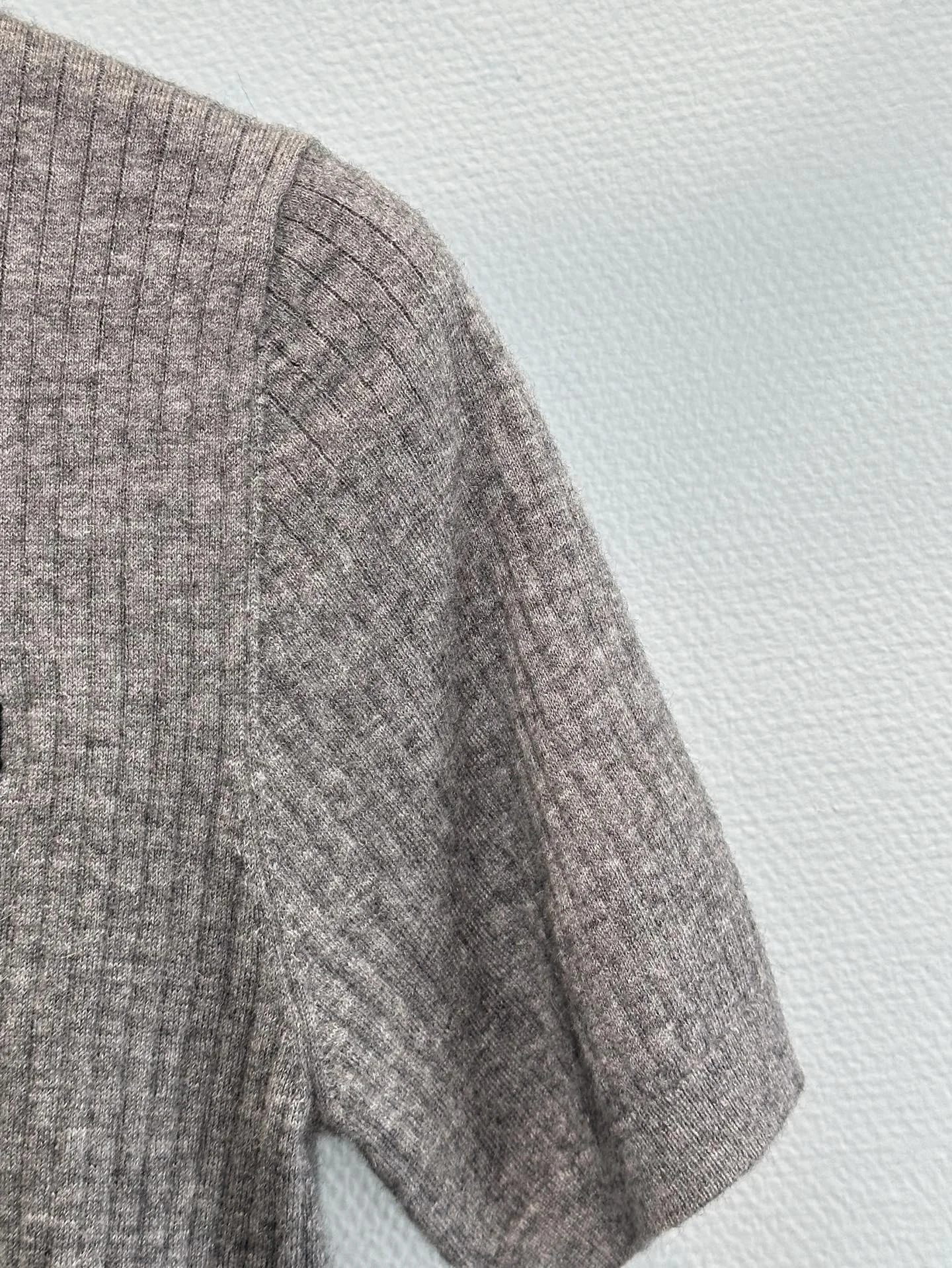 MIU MIU Sweaters Grey S-L B55202609060299 - Image 4