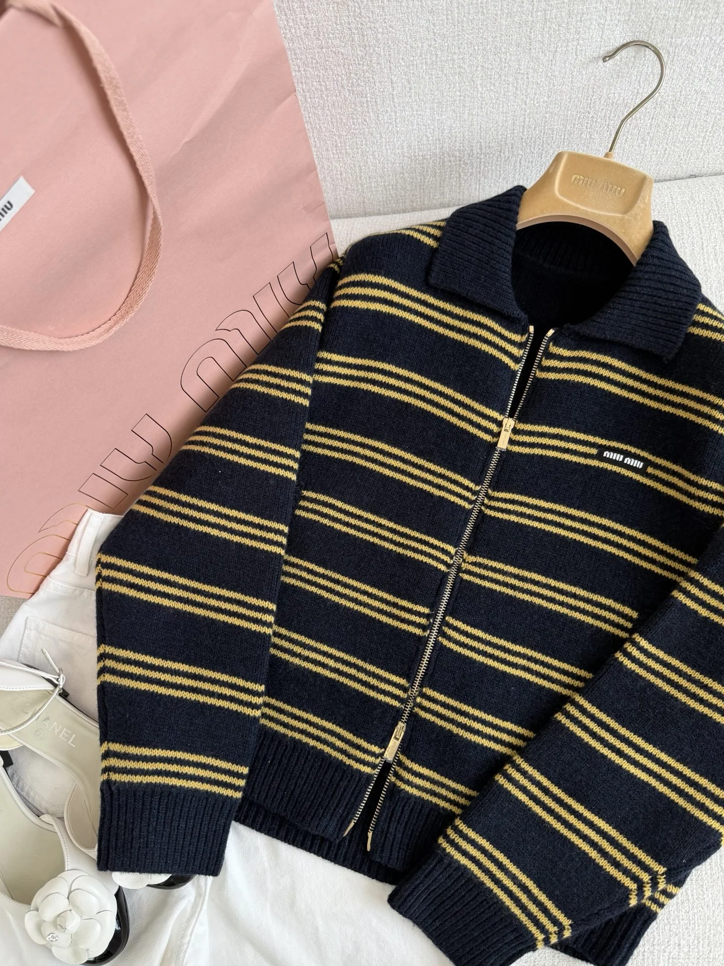 MIU MIU Sweaters Navy-Gold S-L C85202609061042