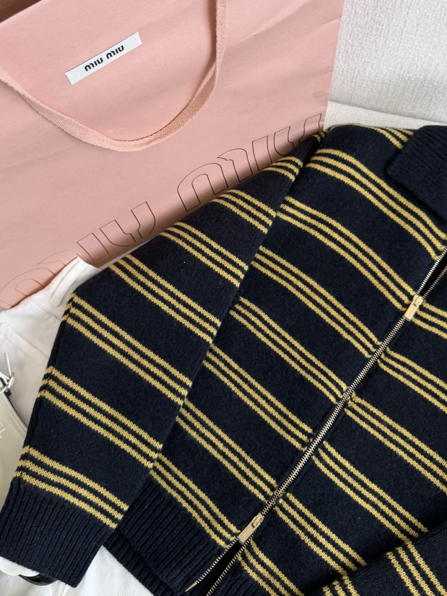 MIU MIU Sweaters Navy-Gold S-L C85202609061042 - Image 3