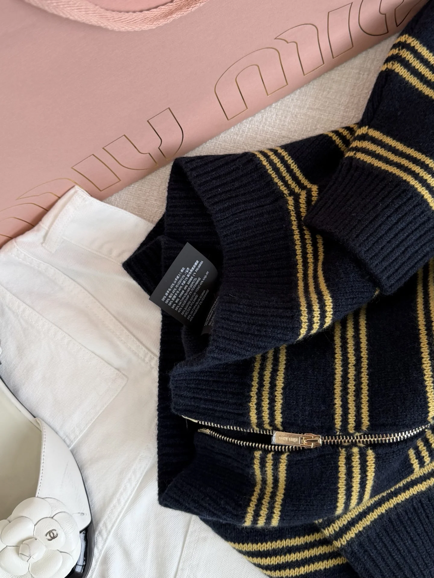 MIU MIU Sweaters Navy-Gold S-L C85202609061042 - Image 7
