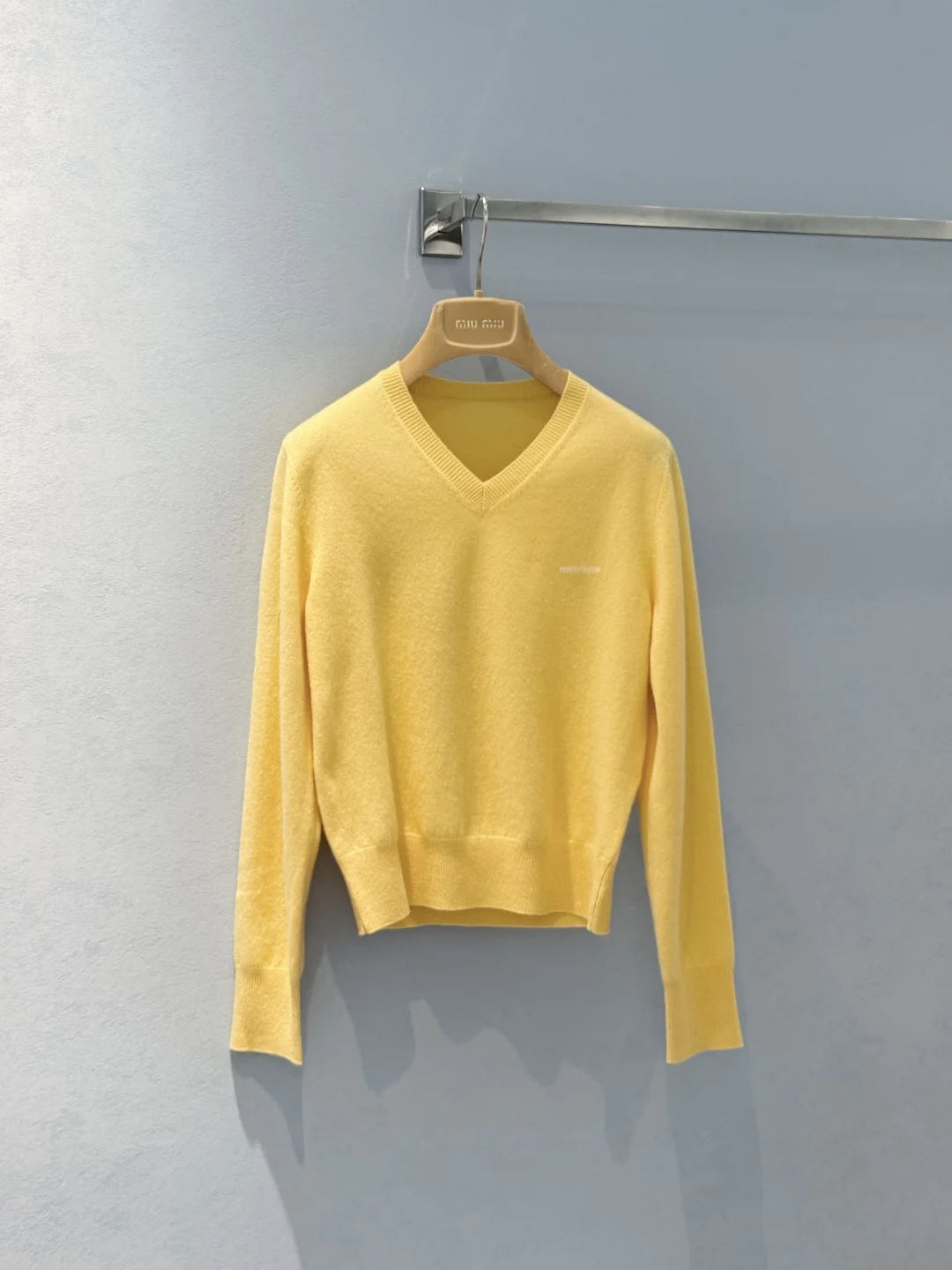 MIU MIU Sweaters Wool Yellow S-L B40202609060377