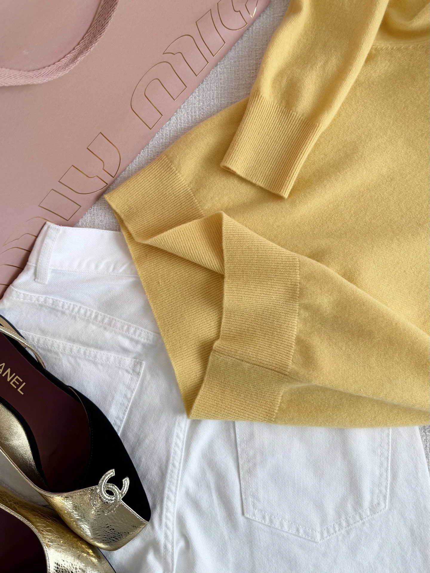 MIU MIU Sweaters Yellow-Pink S-L B25202609061040 - Image 5