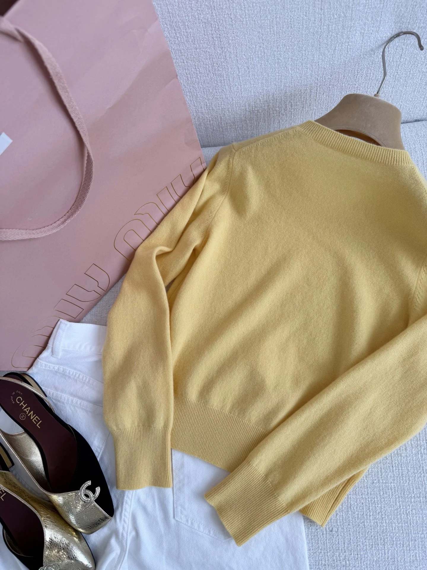 MIU MIU Sweaters Yellow-Pink S-L B25202609061040 - Image 8