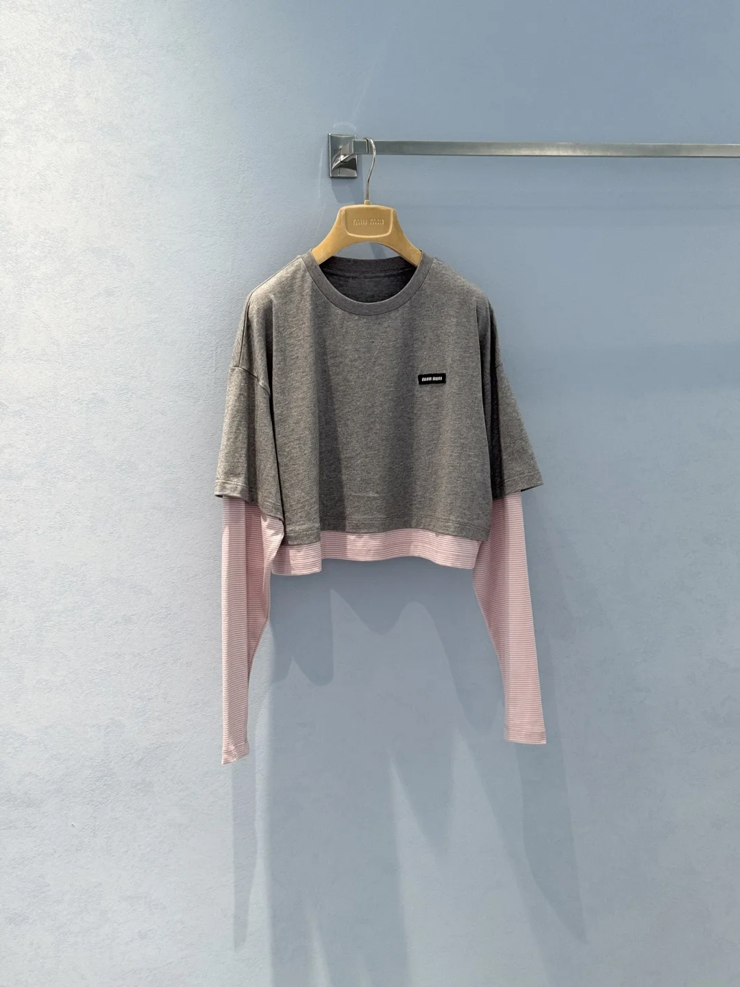 MIU MIU T-shirts Cotton Gray-Pink S_M_L B30202609062287 - Image 3