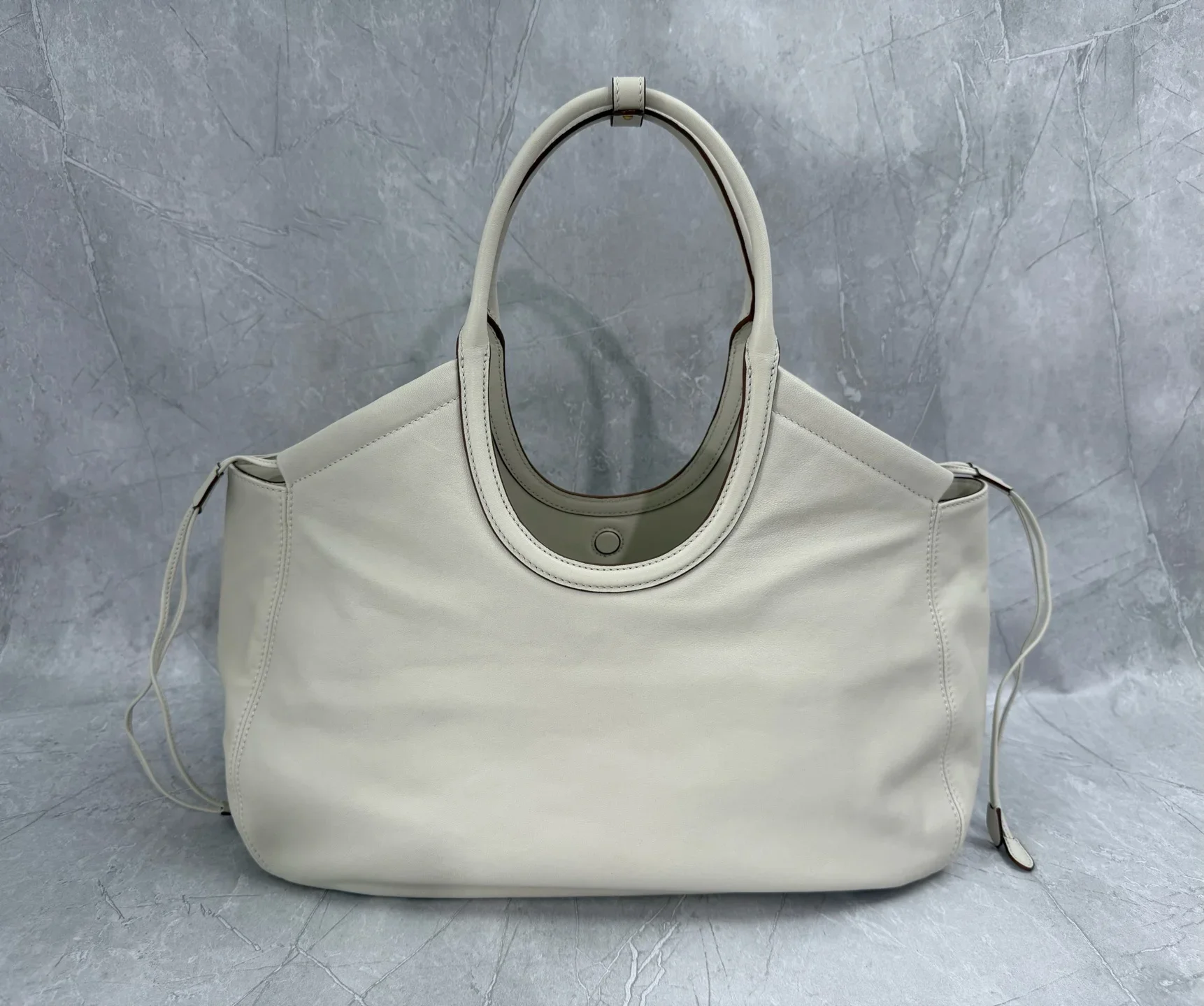 MIU MIU Totes Bags Nappa Leather White 40X30X15CM I00202609090398 - Image 2