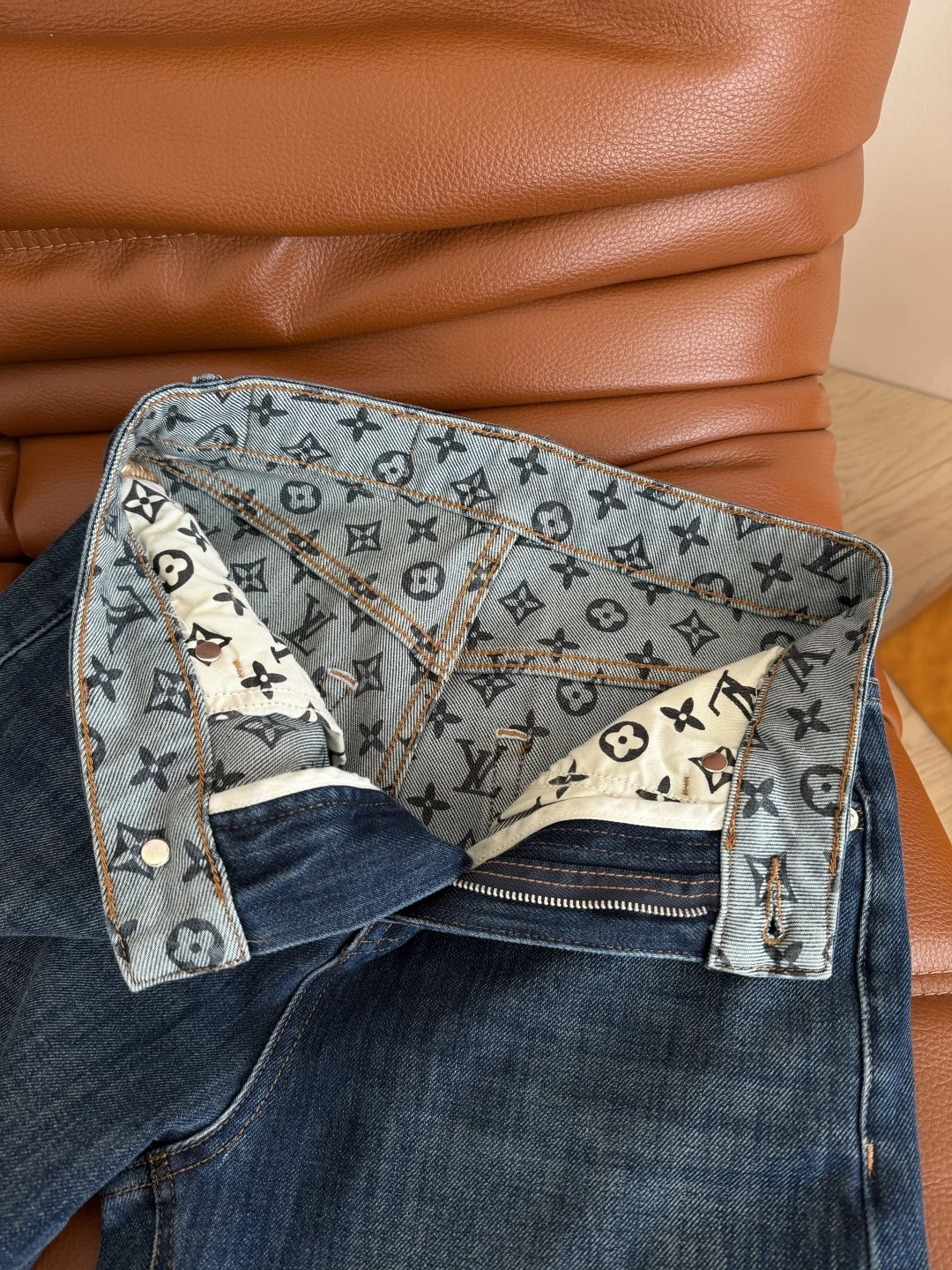 MIU MIU Trousers Blue S-L B45202609060818 - Image 5