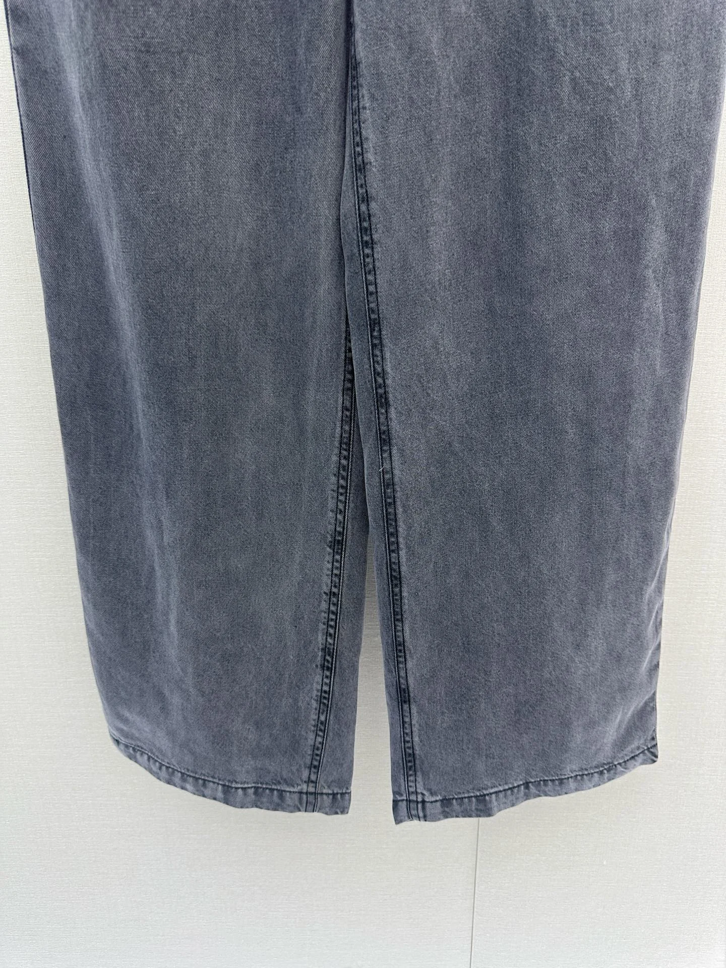 MIU MIU Trousers Cotton Grey S-M-L B65202609061353 - Image 4
