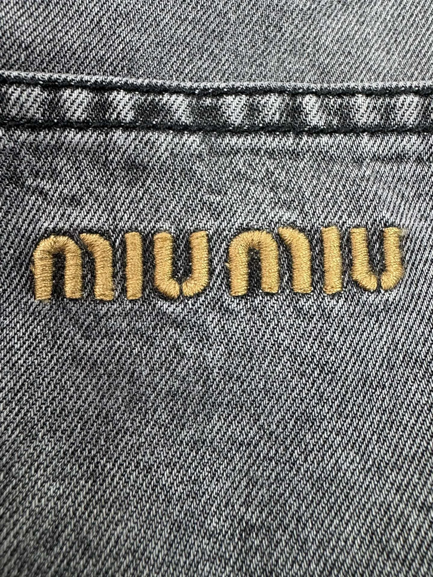 MIU MIU Trousers Grey S-L B75202609061756 - Image 4