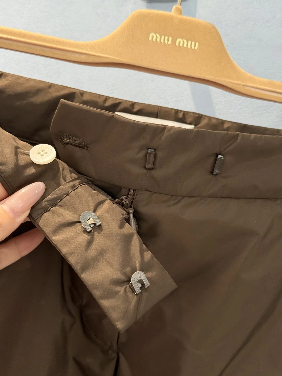 MIU MIU Trousers Nylon Brown-Yellow S-M-L C00202609060370 - Image 8