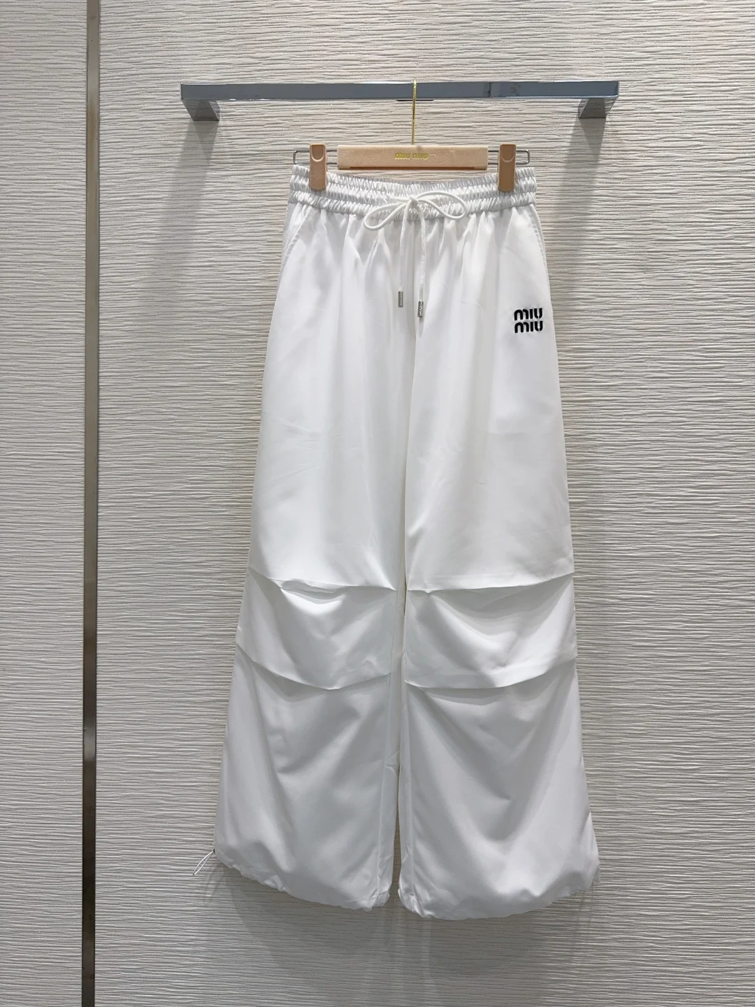 MIU MIU Trousers White-Black S-L B35202609062885