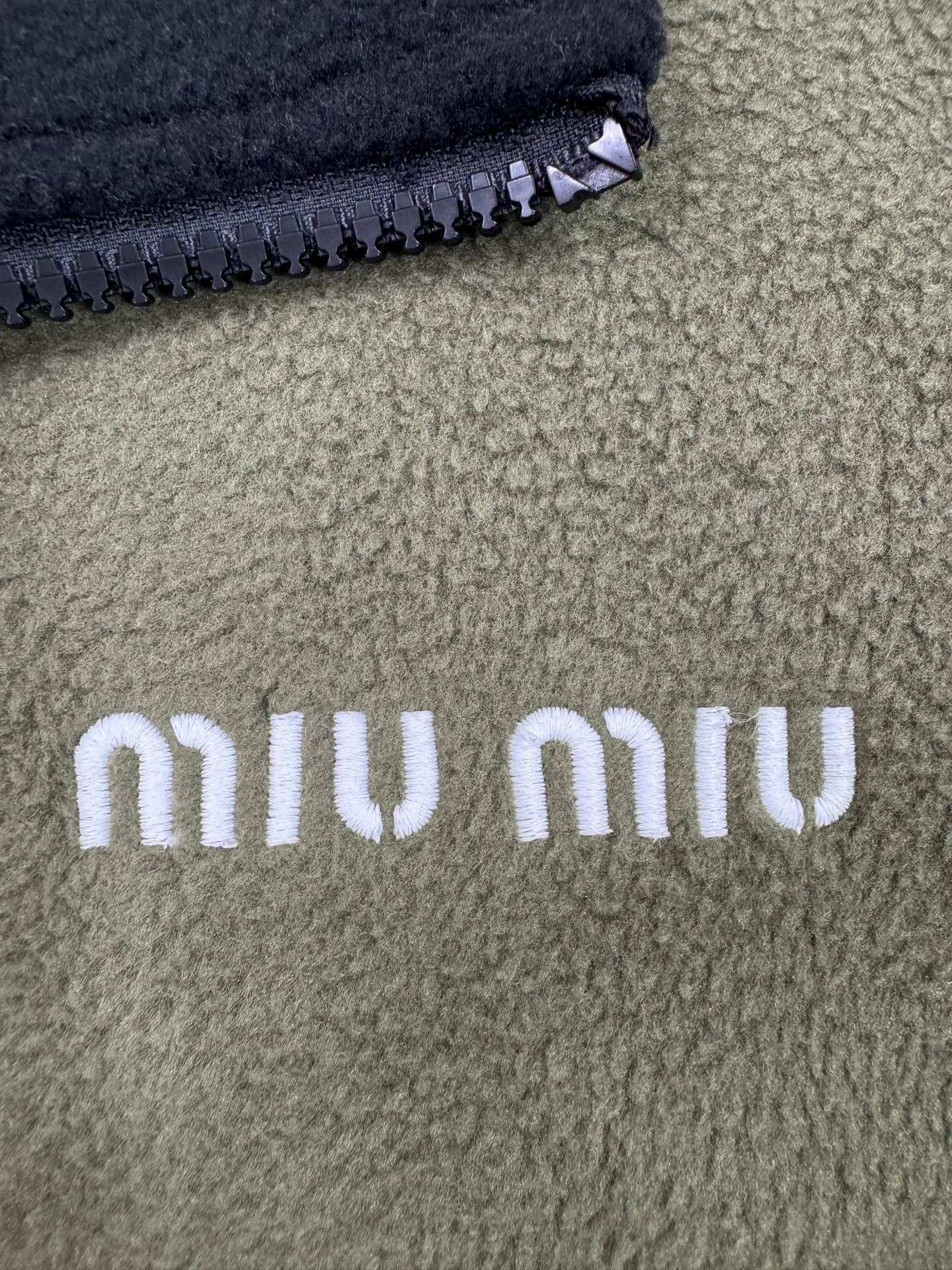 MIU MIU Vests Green-Black S-L B85202609063140 - Image 7
