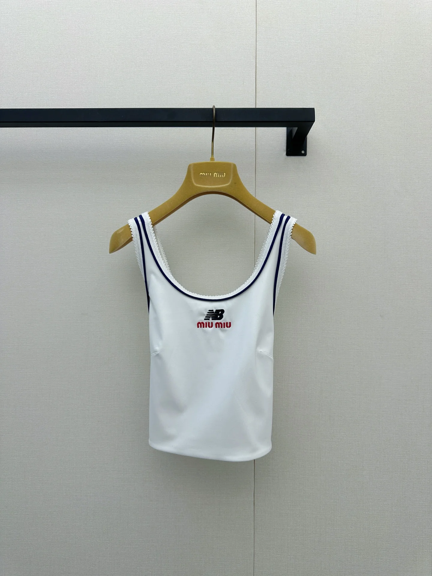 MIU MIU Vests White S-L B05202609063231 - Image 2