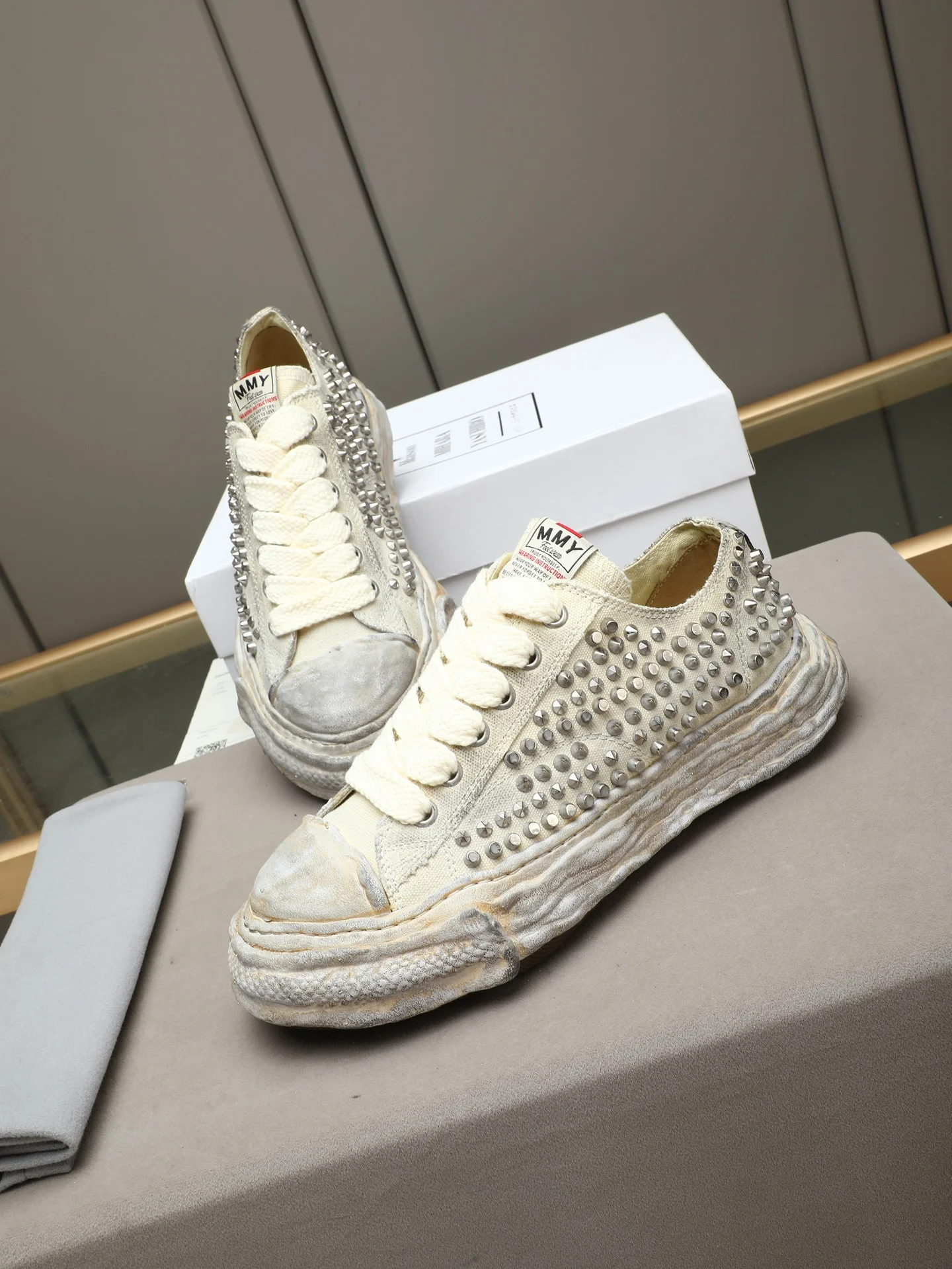 MMY Sneakers Fabric White-Silver EU35-46 C00202609110701 - Image 8