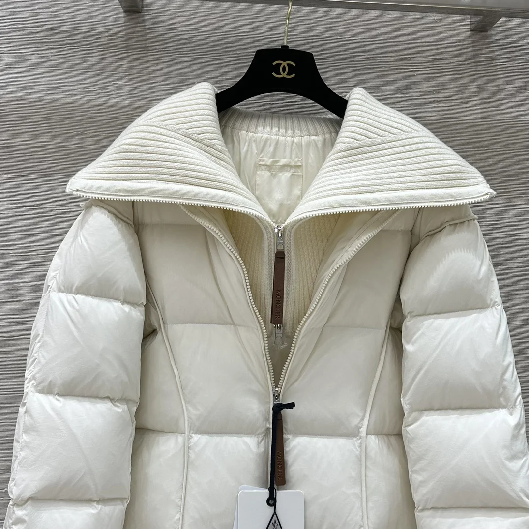 MONCLER Coats Down White S-M-L F80202609061200 - Image 2