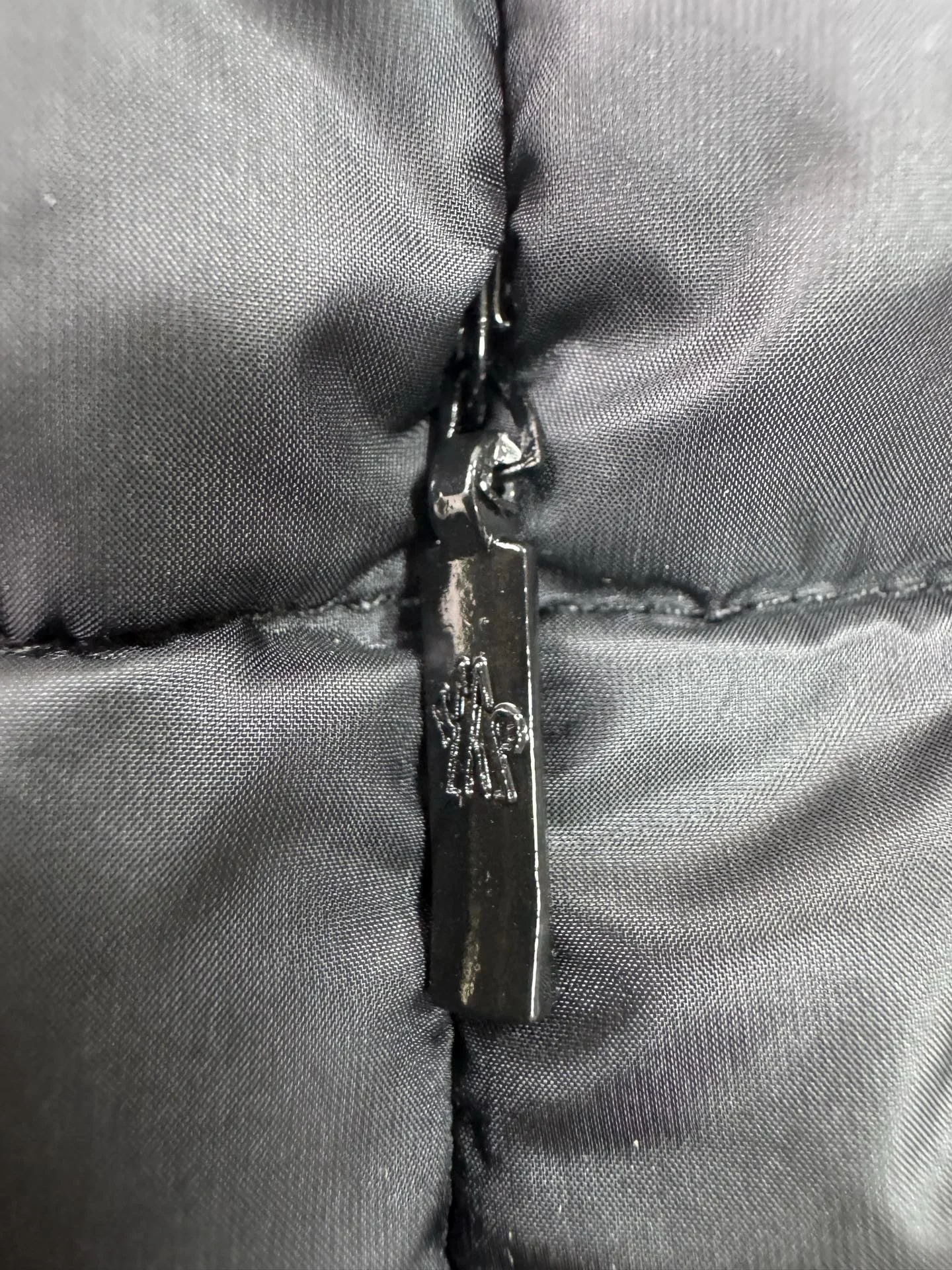 MONCLER Jackets Black-Gold S-L E20202609060219 - Image 3