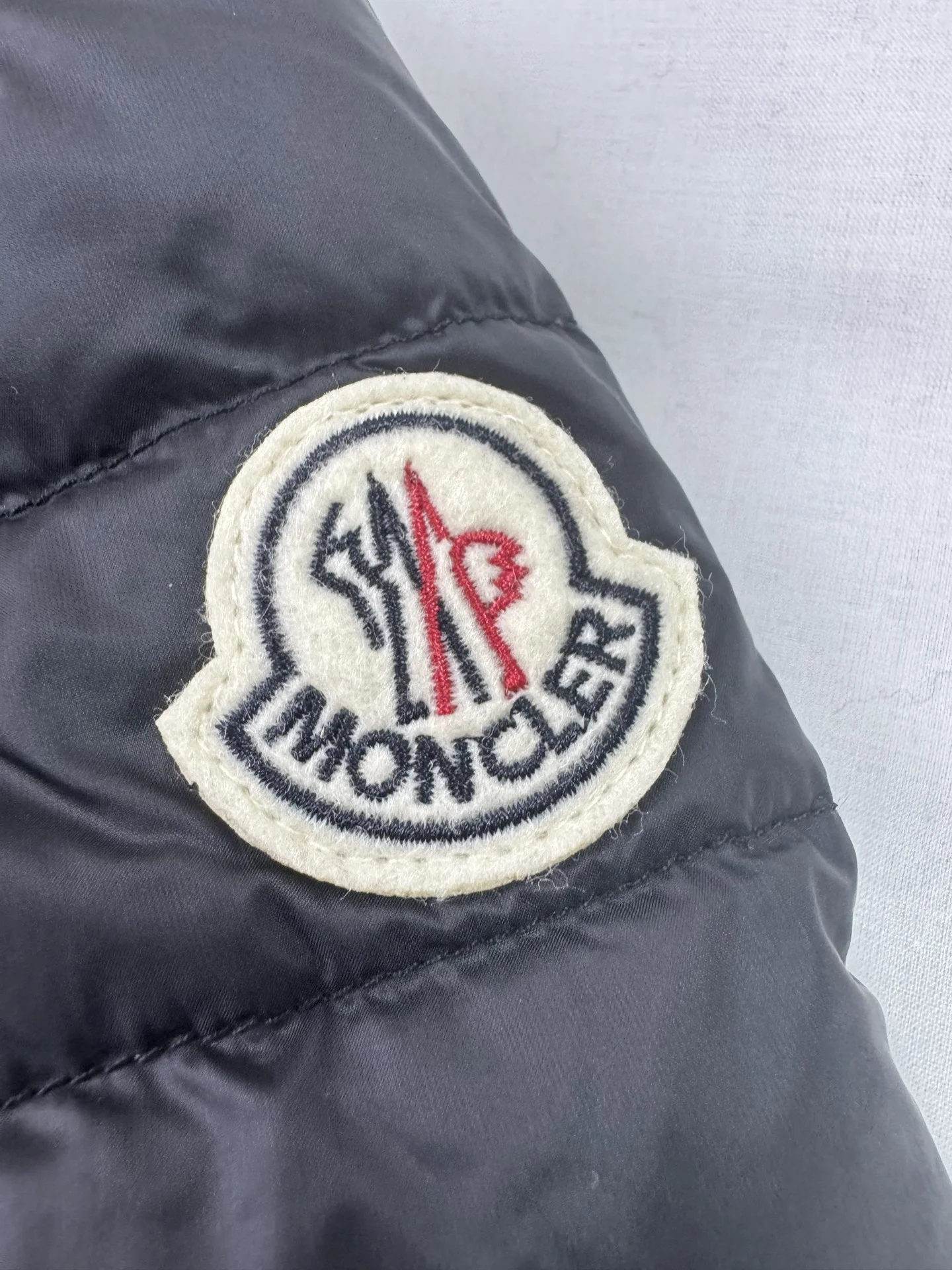 MONCLER Jackets Black-Gold S-L E20202609060219 - Image 9