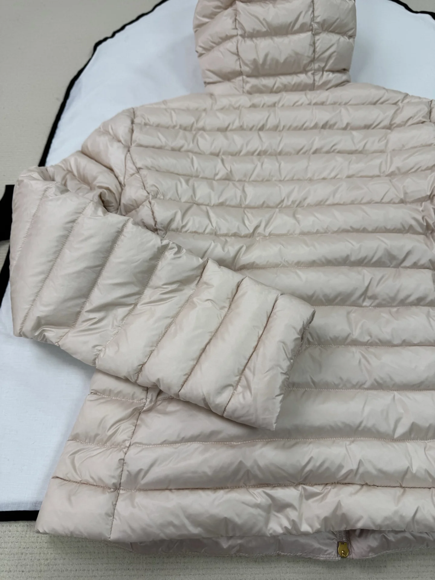 MONCLER Jackets Down Pink S-M-L E20202609060217 - Image 4