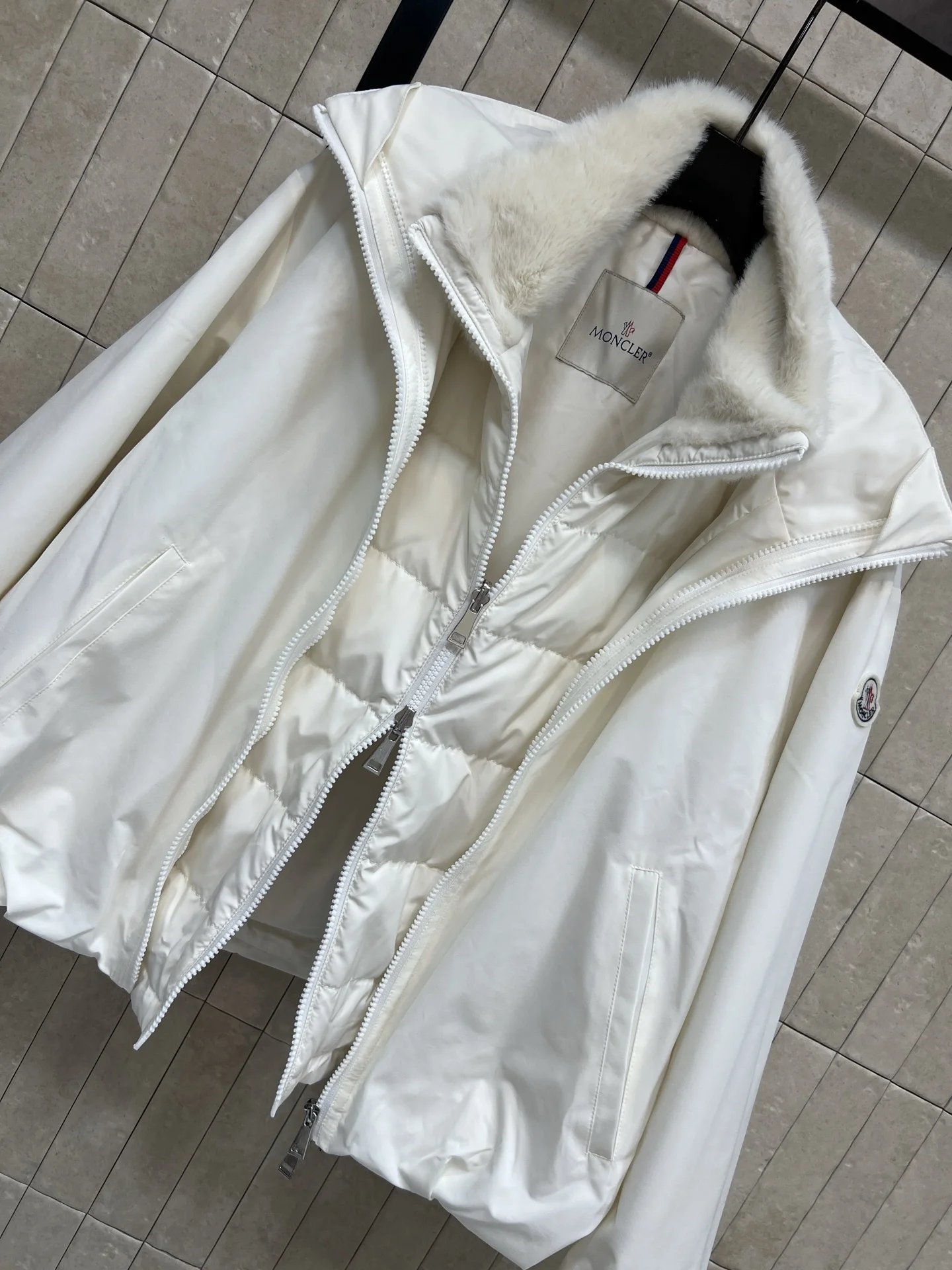 MONCLER Jackets Down White S-M-L E60202609062488 - Image 6