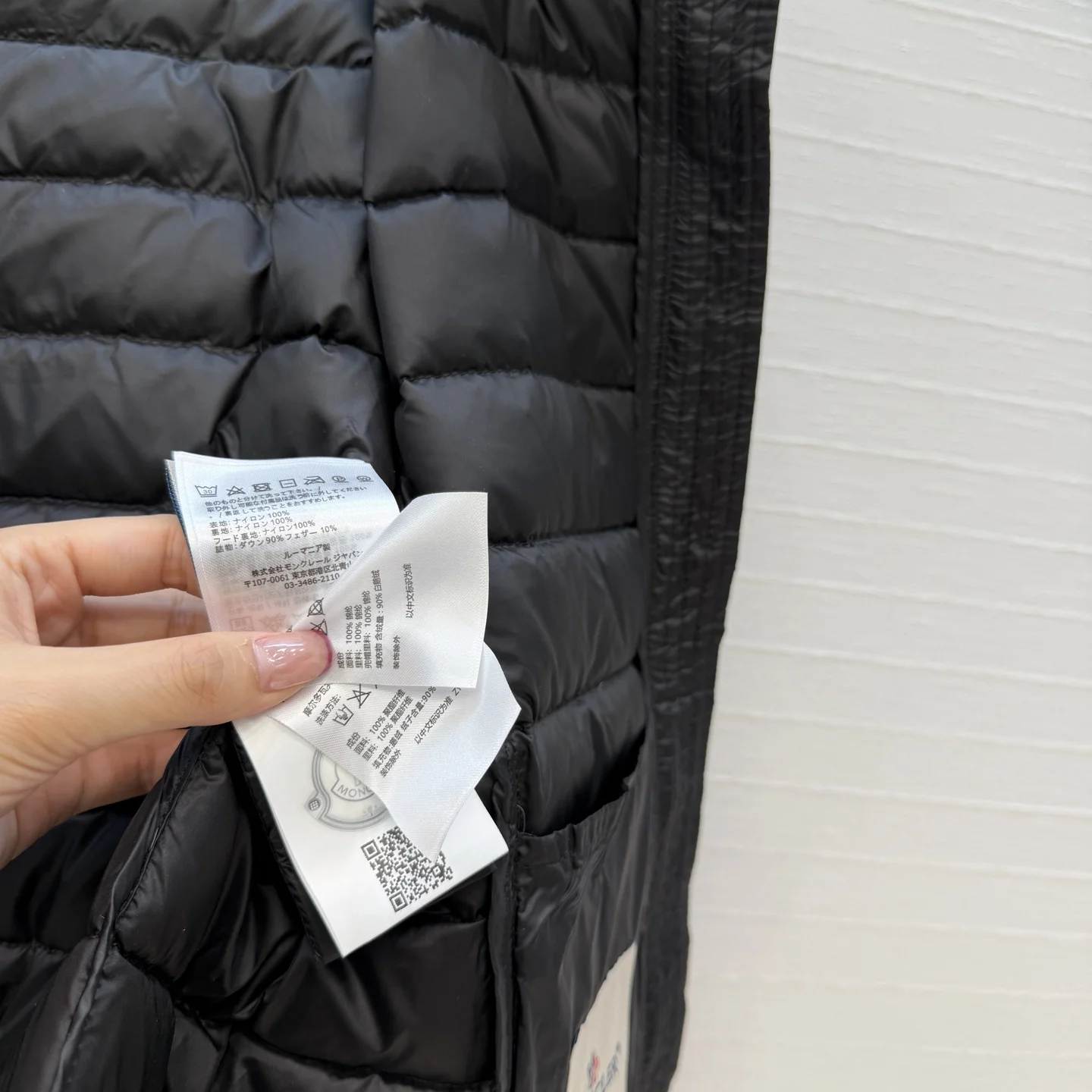 MONCLER Jackets Duck Down Black 1 D70202609061302 - Image 7
