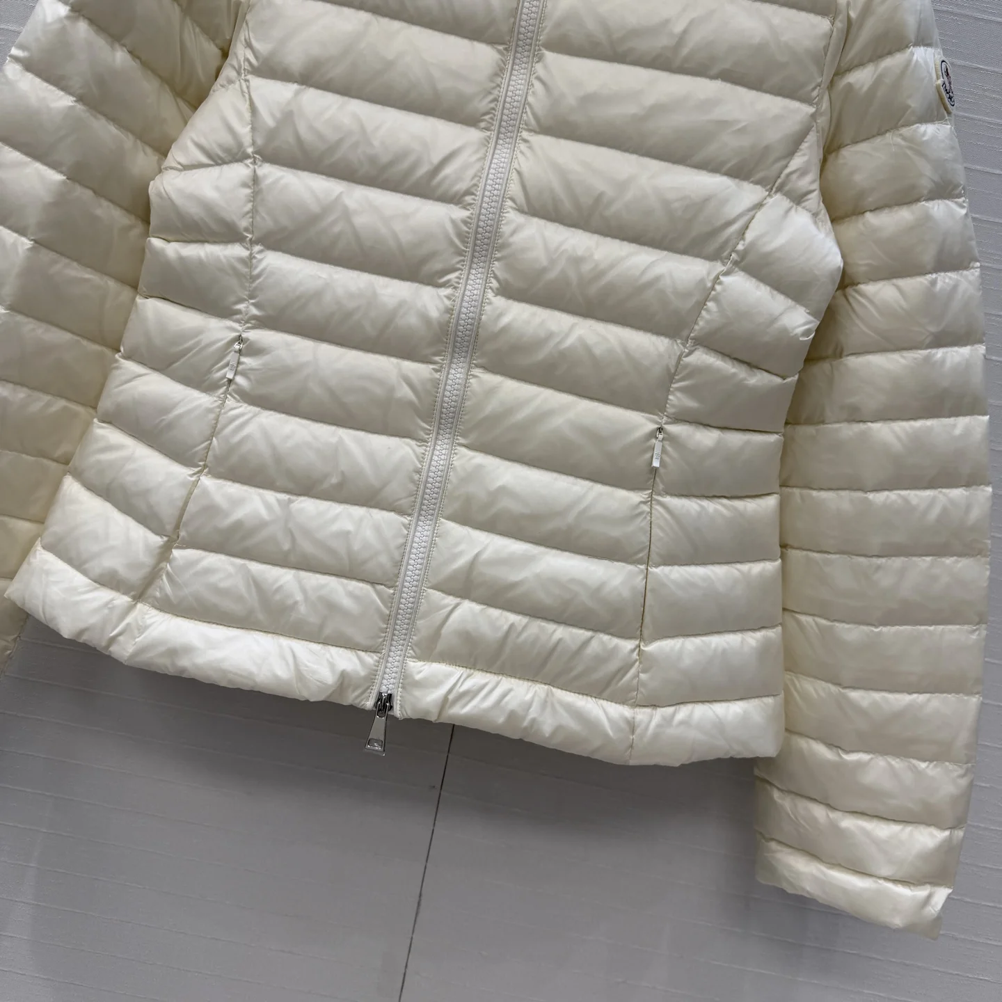 MONCLER Jackets Memory Silk Duck Down Cream 1-4 D70202609061303 - Image 4