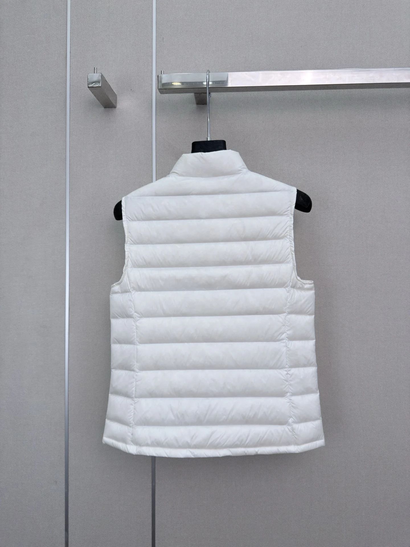 MONCLER Jackets White S-L B90202609061974 - Image 7